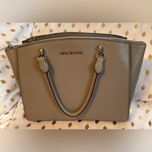 Michael Kors Selma Medium Satchel